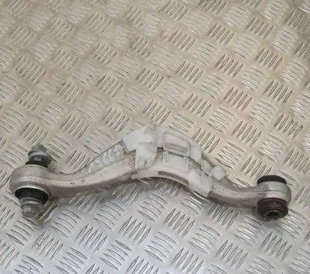 BMW 5 G30 G31 Rear upper control arm/wishbone 6870535