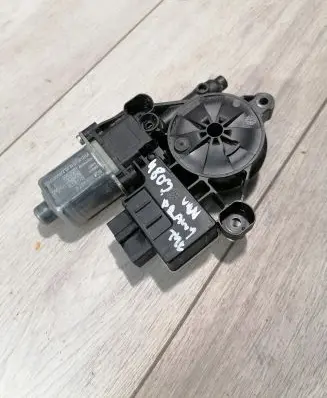 Skoda Karoq Rear door window regulator motor 5Q0959407F