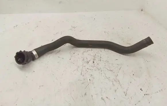 BMW 1 E81 E87 Engine coolant pipe/hose 9133172