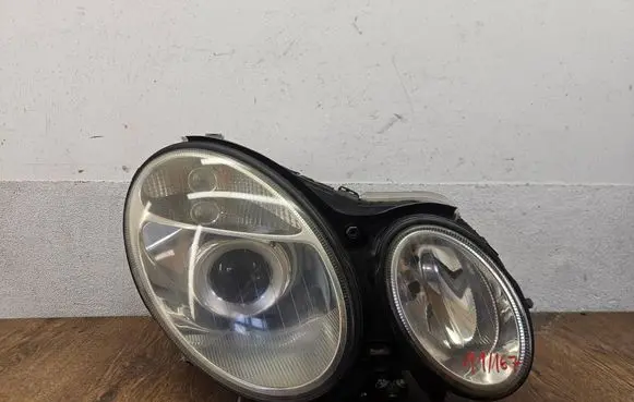 Mercedes-Benz E W211 Headlight/headlamp