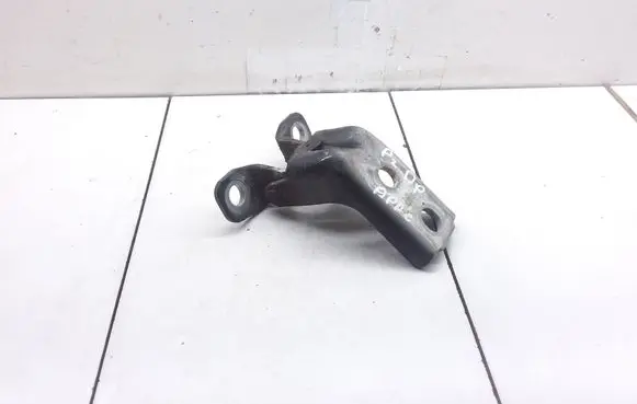 Jaguar S-Type Front door upper hinge 004D7A