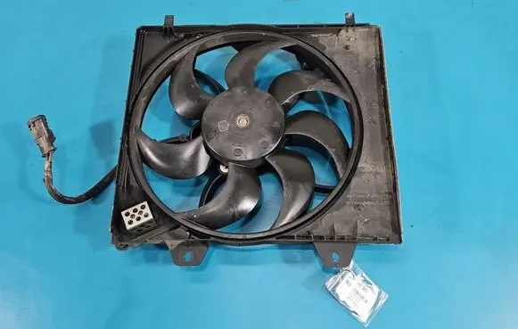 Peugeot 2008 II Fan set 9827752980 IMPRK1542383
