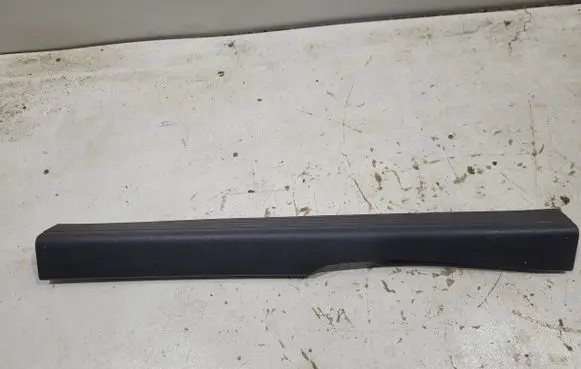 Mercedes-Benz GLK (X204) Front sill trim cover A2046861236