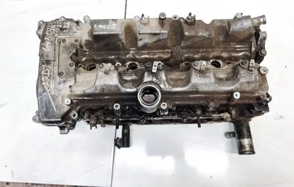 Engine head