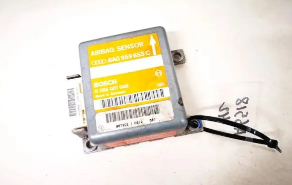 Audi A4 S4 B5 8D Airbag control unit/module 8a0959655c 0285001038
