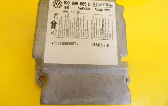 Volkswagen Golf V Airbag control unit/module 1K0909605D