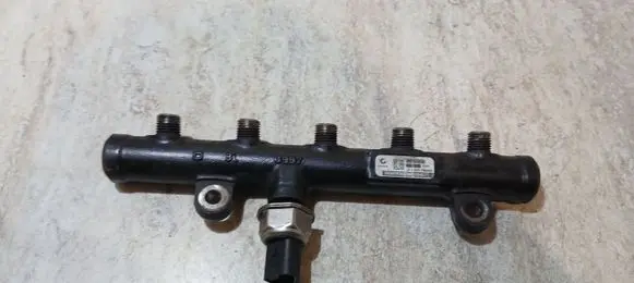 Citroen C4 Grand Picasso Fuel main line pipe 9681649580