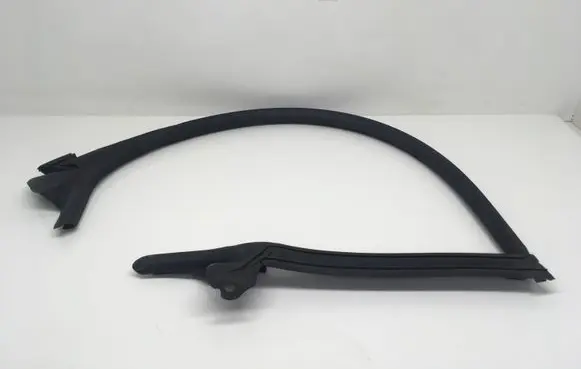 Audi A7 S7 4G Front door glass trim molding 4G8845353