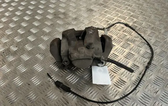 BMW X4 F26 Front brake caliper 703123