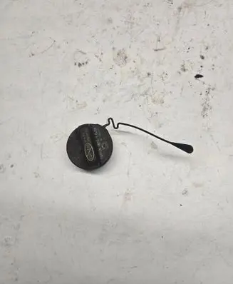 Toyota RAV 4 (XA40) Fuel tank filler cap