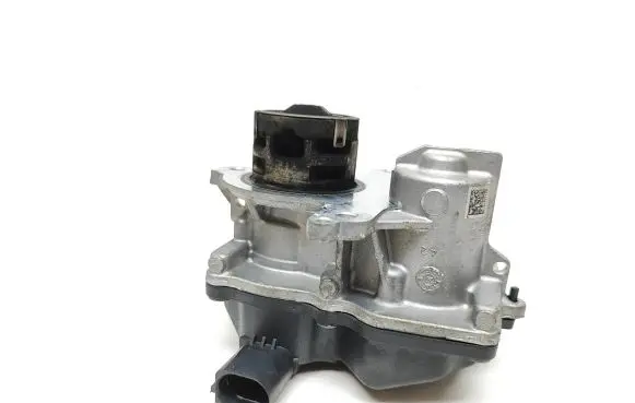 Audi A4 S4 B9 8W EGR valve 05L131501M