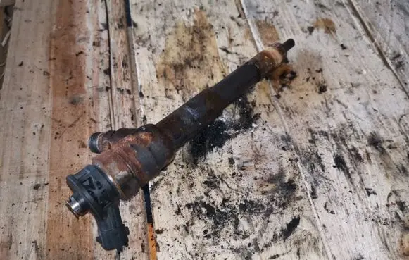 Fuel injector