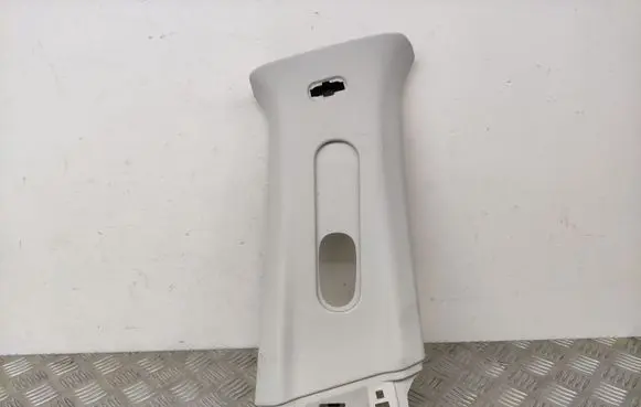 Fiat 500X (B) pillar trim (top)