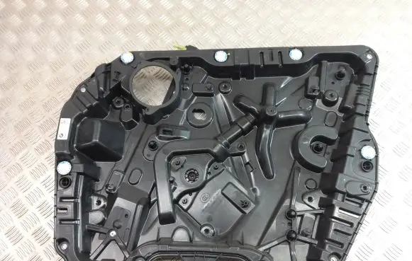 BMW X3 G01 Front window lifting mechanism without motor 7393458