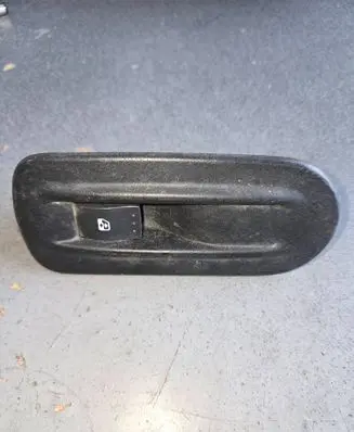 Renault Master II Electric window control switch 8200206603