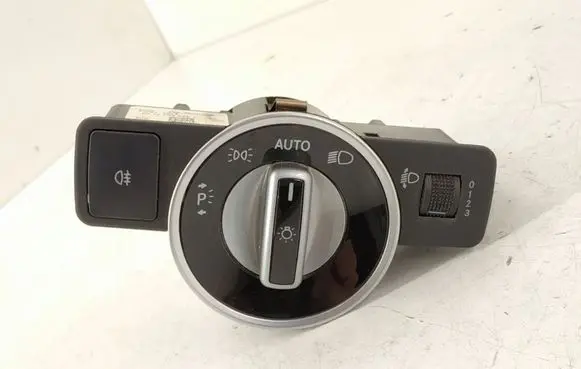 Mercedes-Benz C W204 Light switch A2049053103 2049053103