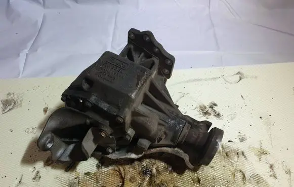 Volvo XC70 Gearbox transfer box case 7520115990 DWXKJA 03020408