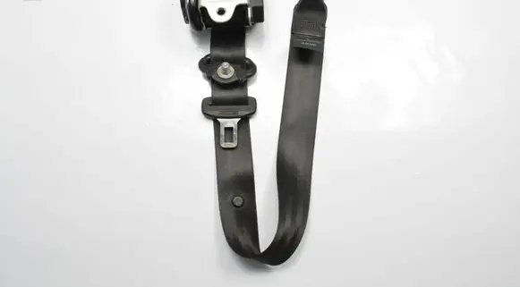 Skoda Octavia Mk2 (1Z) Front seatbelt 1Z0857701A