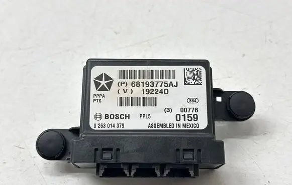 Chrysler Pacifica Parking PDC control unit/module P68193775AJ