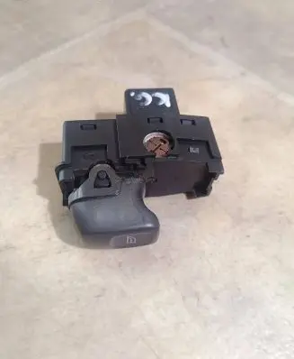 Volvo S60 Electric window control switch 9472275