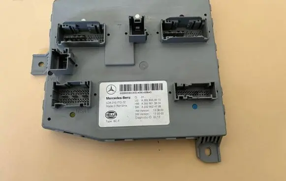 Mercedes-Benz C W205 SAM control unit A2059003913 A2059013904 A2229024108