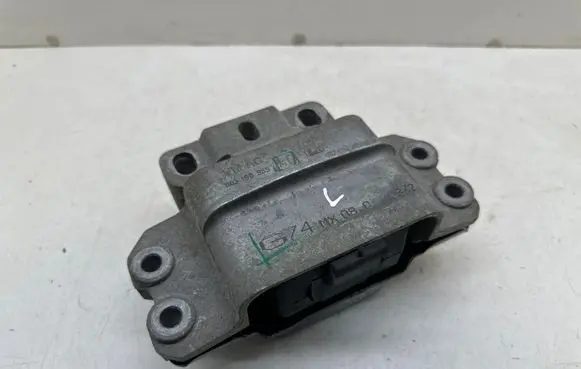Audi TT TTS Mk2 Engine mount bracket 1K0199555