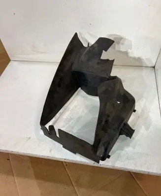 Volkswagen Phaeton Intercooler air channel guide 3D0121467A