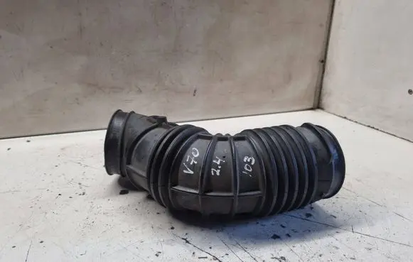 Air intake hose/pipe