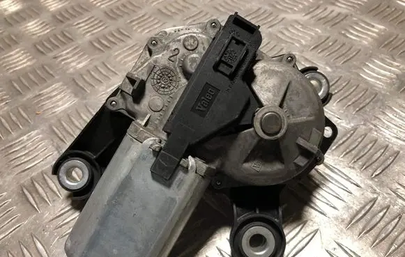 Opel Zafira A Wiper motor PA66GF30