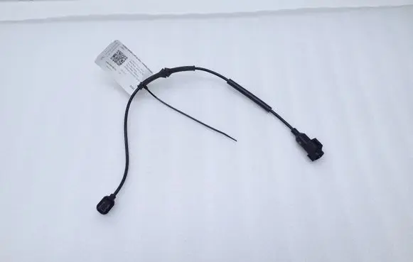 Jaguar XF X250 ABS rear brake sensor 8W832B372AB