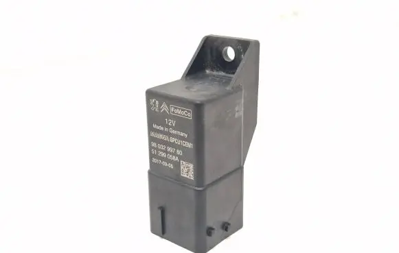 Ford Mondeo MK V Glow plug pre-heat relay 9803299780 51299058A 20170905