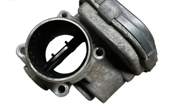 Peugeot 208 I Throttle valve 9673534480 28275019