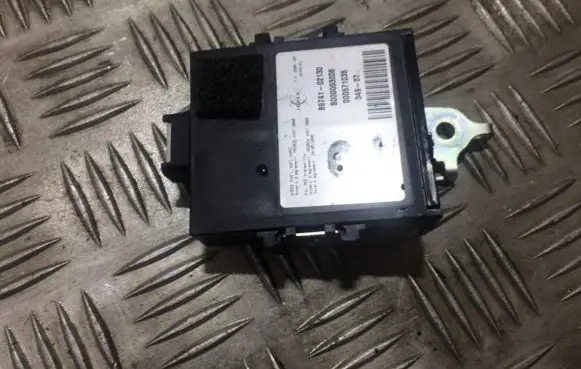 Toyota Auris 150 Door control unit/module 8974102130 89741-02130
