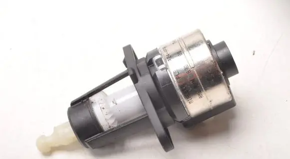 Volvo XC90 Headlight level adjustment motor 89022080