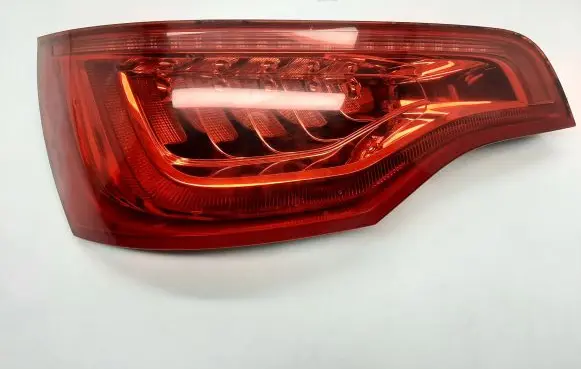 Audi Q7 4L Rear/tail lights 4L0945093F