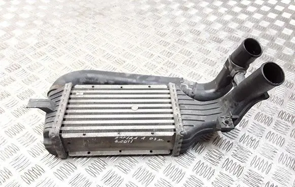 Opel Zafira A Intercooler radiator 24436438