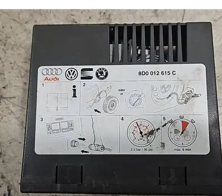 Volkswagen PASSAT B6 Tire air pump compressor 8D0012615C