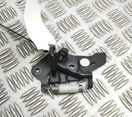 Toyota GT 86 Rear door lock loop/hook striker SU00301467