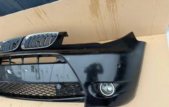 BMW X3 E83 Front bumper 5111036059