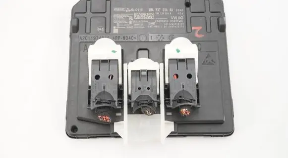 Skoda Superb B5 (3U) Central body control module 5WA937084AA 5WA937084R