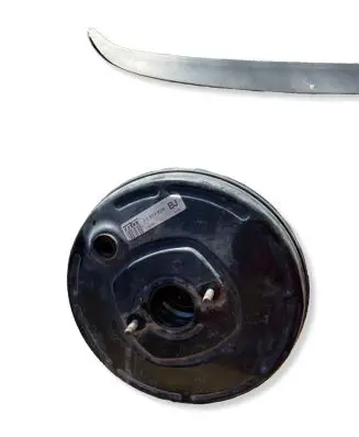 Opel Meriva B Brake booster 13257628