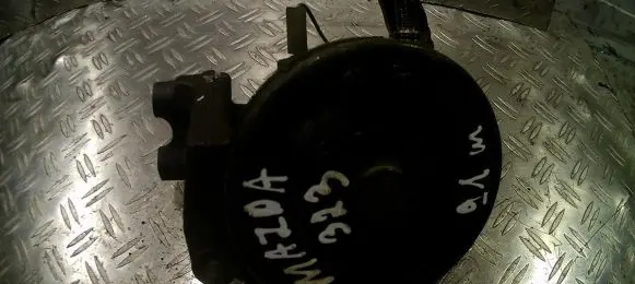 Mazda 323 F Power steering pump