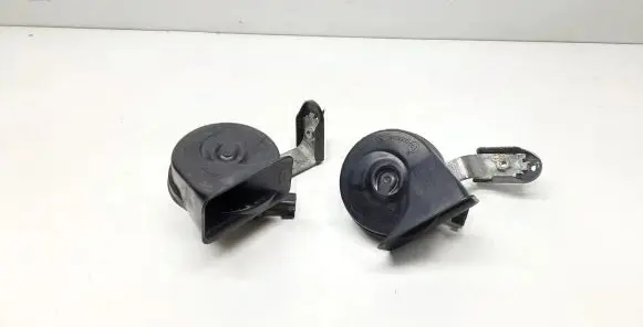 Volvo V60 Horn signal 30796897 30796896