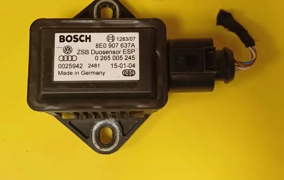 Audi A8 S8 D3 4E ESP acceleration yaw rate sensor 8E0907637A 0265005245