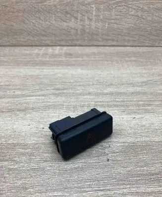 BMW 5 E39 Hazard light switch 8350947 USED