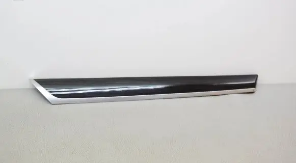 Front door card panel trim