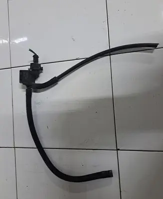 Volvo S60 Turbo solenoid valve 9470775