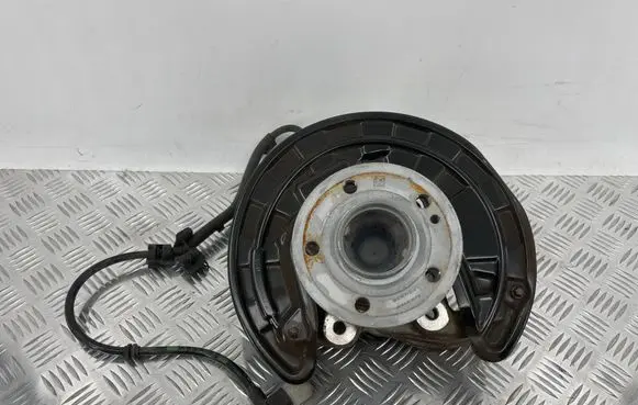 Mercedes-Benz EQB Rear wheel hub A2433570600