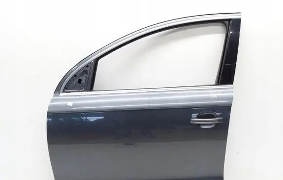 Audi Q7 4L Front door