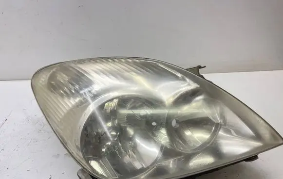 Toyota Corolla Verso E121 Headlight/headlamp 0821211F9R